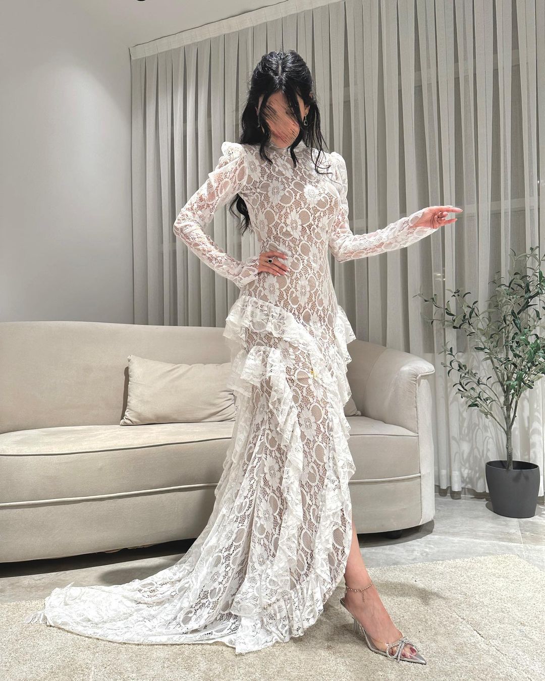 White Elegant Lace Backless Slim Fit Fishtail Skirt With Short Front And Long Back, Floor Length Dress-VK240921BLS